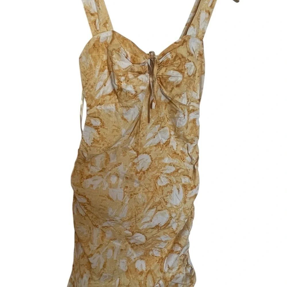 Louna Mini Dress – White & Yellow – Size Large – Perfect for Spring & Summer!